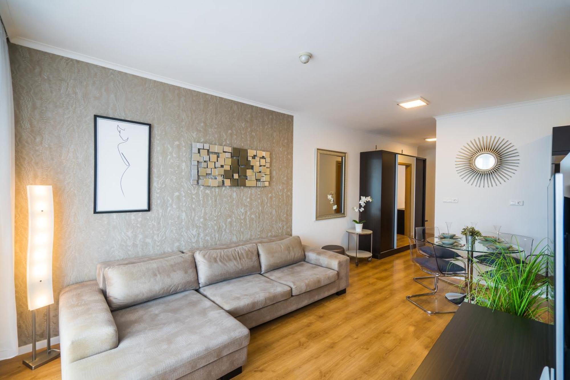 Myflat Club 218 Gold7 Wellness * Siofok